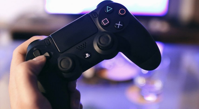 Latvian video game subtitling